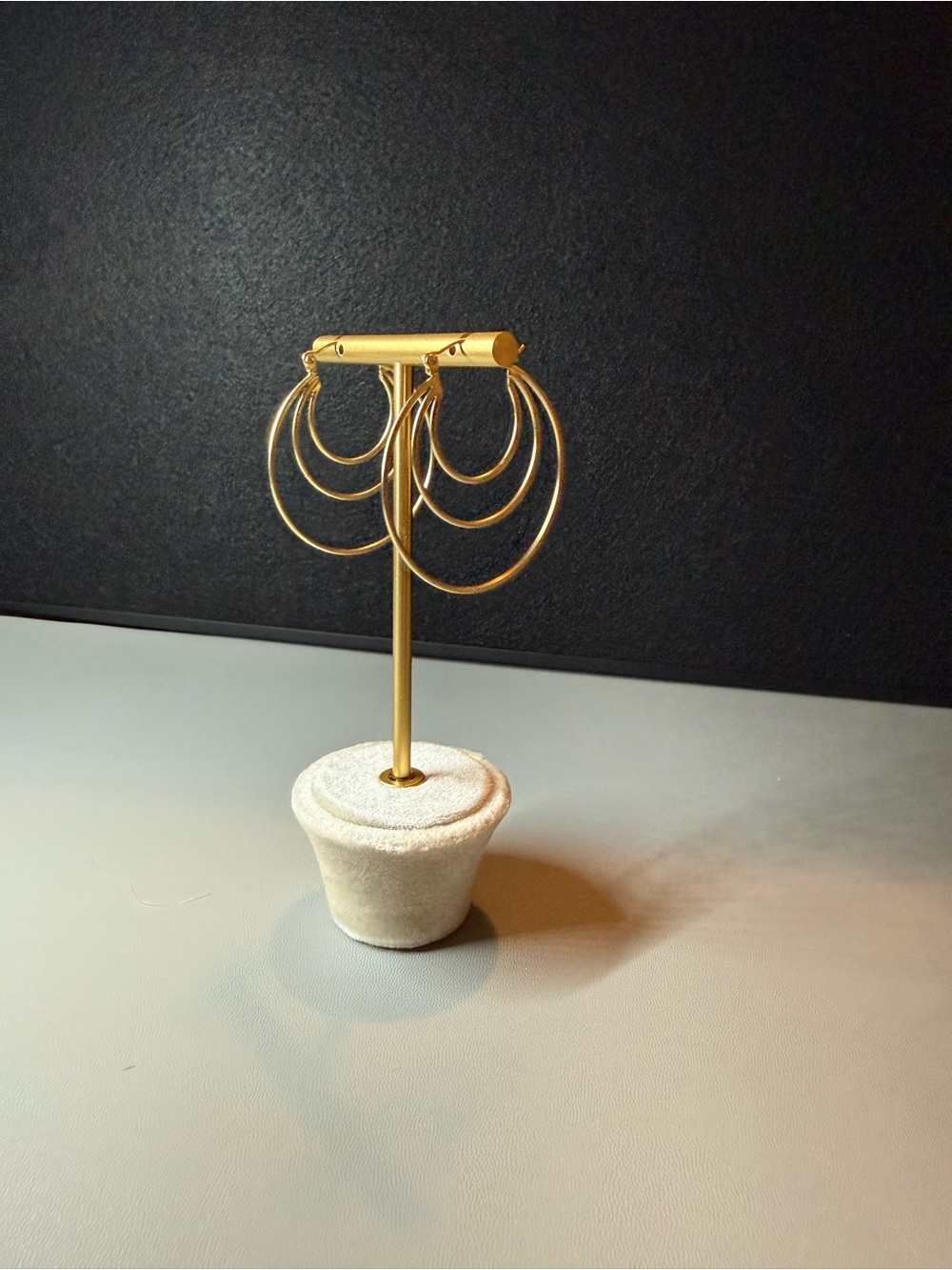 Gold-Tone Triple Hoop Statement Earrings (Medium) 🗽